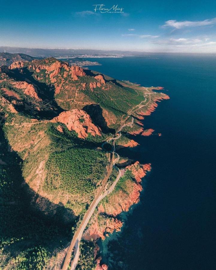 Charmant 2 Pieces A Port-Фрежус Екстер'єр фото